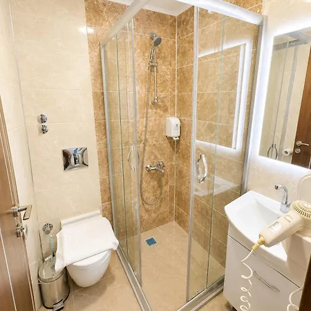 Hotel Milano & Istanbulská provincie